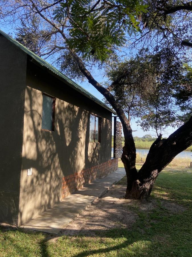Kuvira River Camp Divundu Exteriör bild